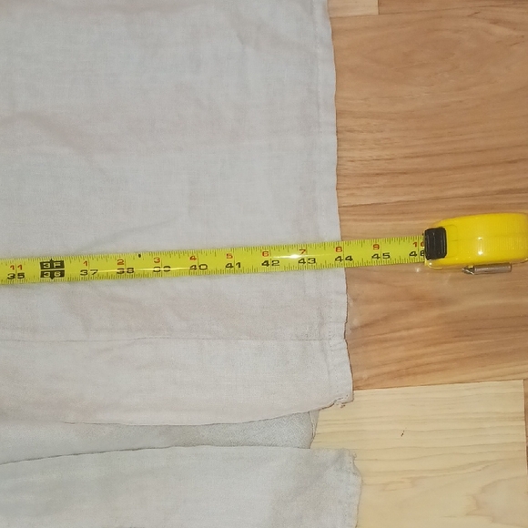 Elegant Cream Kimono with Tie - Picture 8 of 10